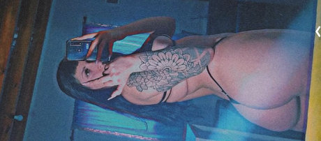 Melani cristal pornographic model gallery