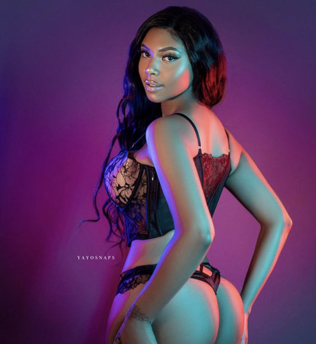 Paris Sin erotic actress pic