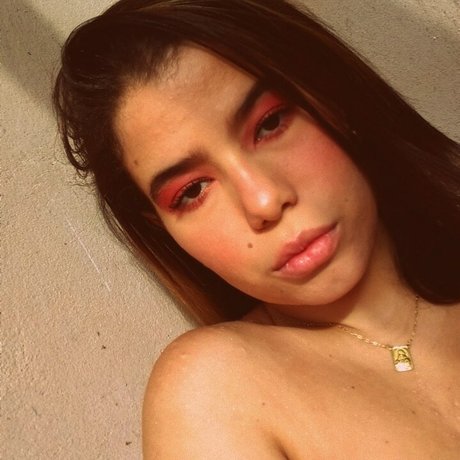 Patr cia Almeida hd actress img