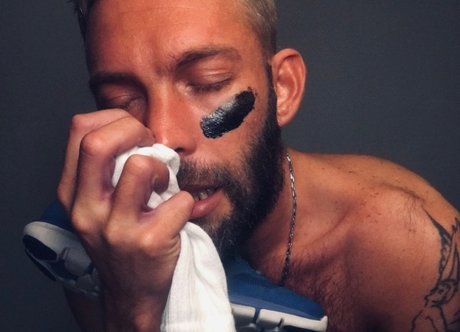 Oscar HM model best galleries