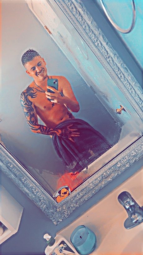 Ryanperritt pornstar naked galleries