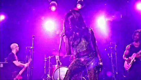 PRETTY BLACKMORE erotic pornstar image