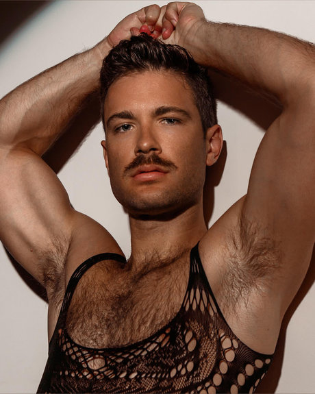 Cole McKenna naked pornstar archive