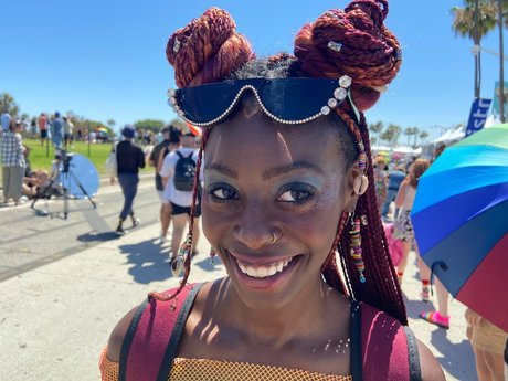 PolyAmSwirl perfect actress image