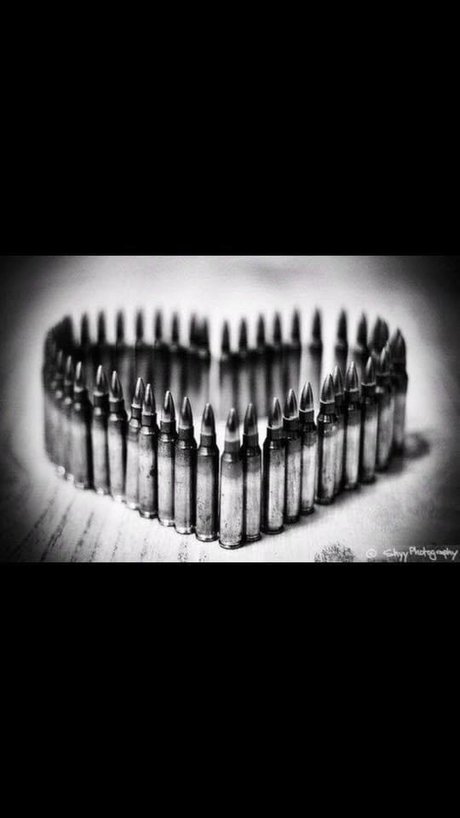 MISS H naked pornstar img