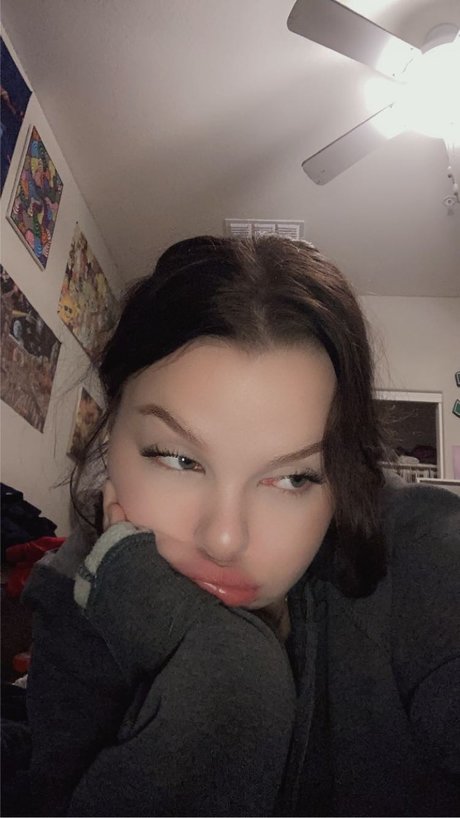 Piper Blake nude star photo