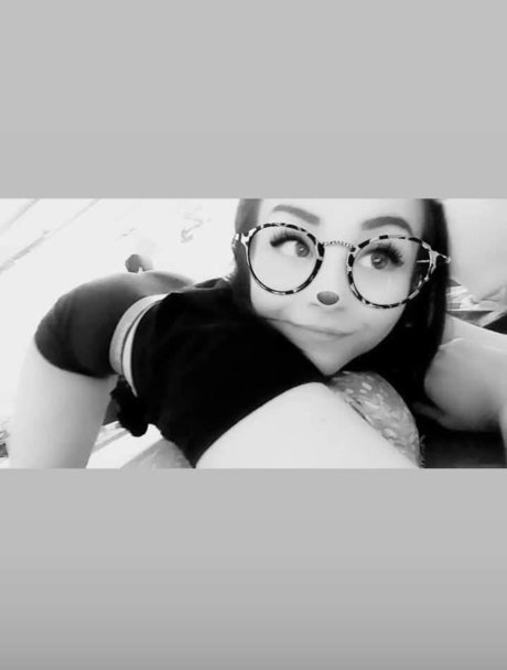 RissaRose420 model beautiful photos