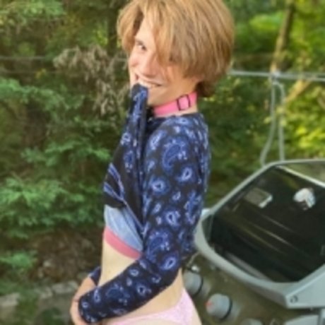 Riley Union free actress pic