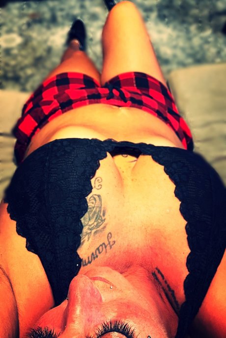 Riley Phoenix sexy actress photo