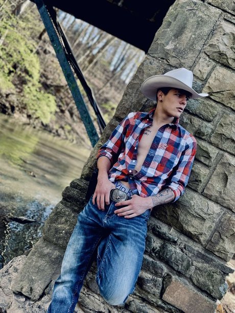 Riley Dale hd model pictures