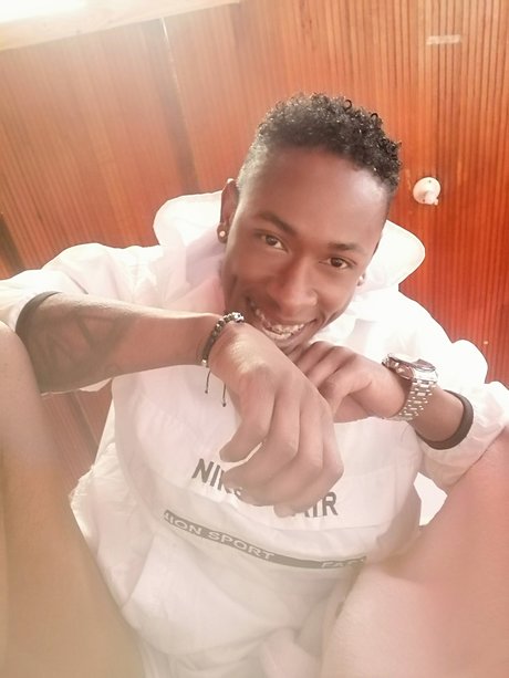 Richy sexy actress photos