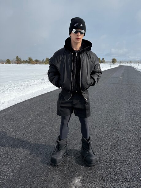 renogoldfree erotic actress pic