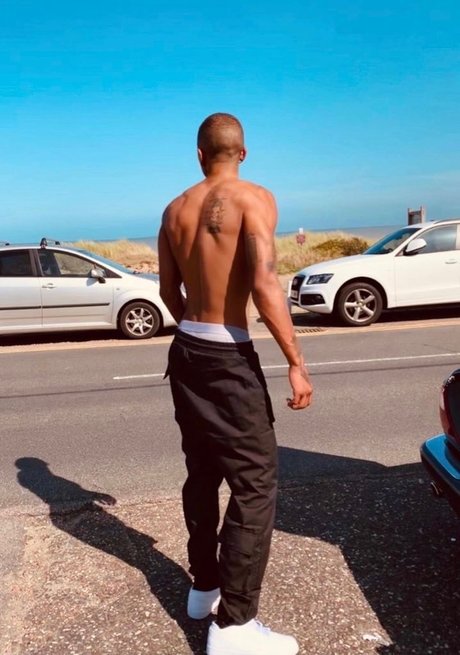 REDROARZ high quality star image