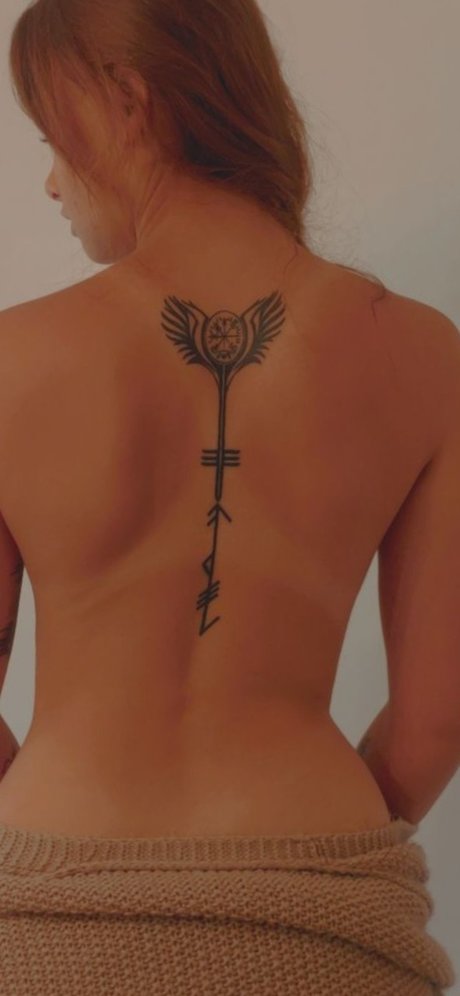 Miss hottie hd model photo