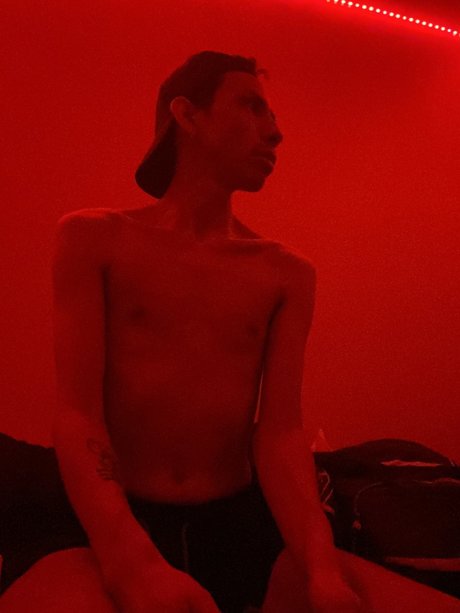 Bttm4top model erotic picture