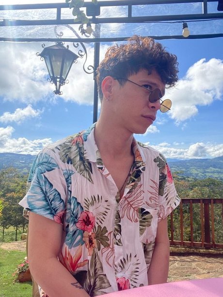 J sebastian high quality star pictures