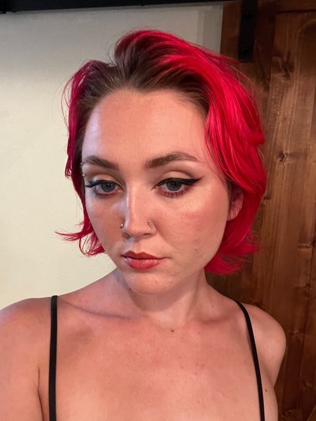 _BS ONLYFANS nude star img