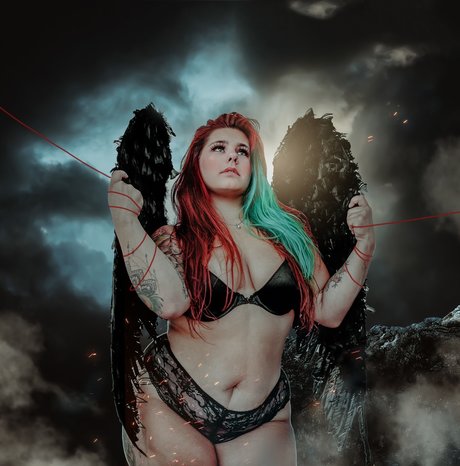 Amermaidrenegade top star picture