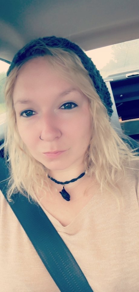 Katheryn Riggs perfect model pics