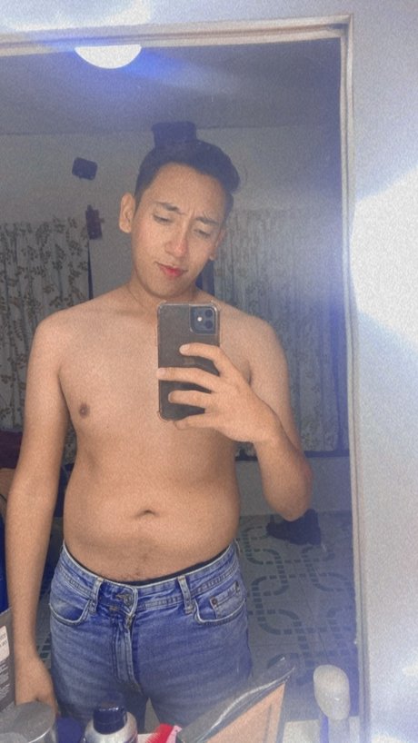 Usiel Medina model erotic image