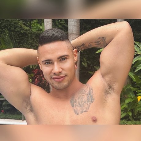 Robsexyboy model top archive