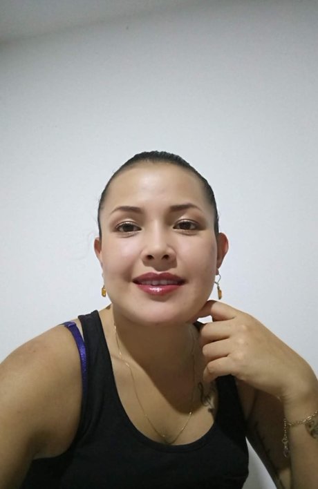 marisweet23 erotic model img