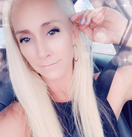 Marie Marlin star exclusive pictures