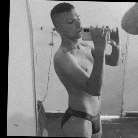 Maxi_ hot actress images