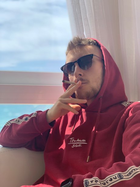 _Maxi Raw_ perfect model image