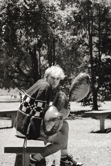 Max Givo_ nude model images