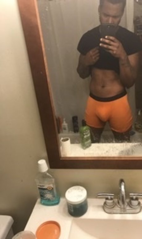 MostWanted erotic star img