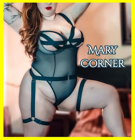 _Mary Corner FREE_ model best pic