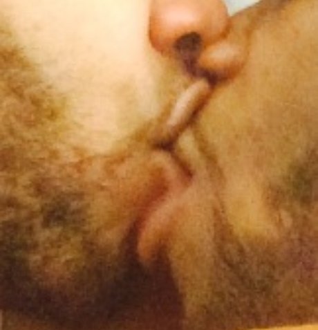 Married Gemini s model top pics