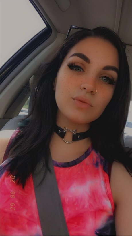 EmpressEri pretty pornstar picture