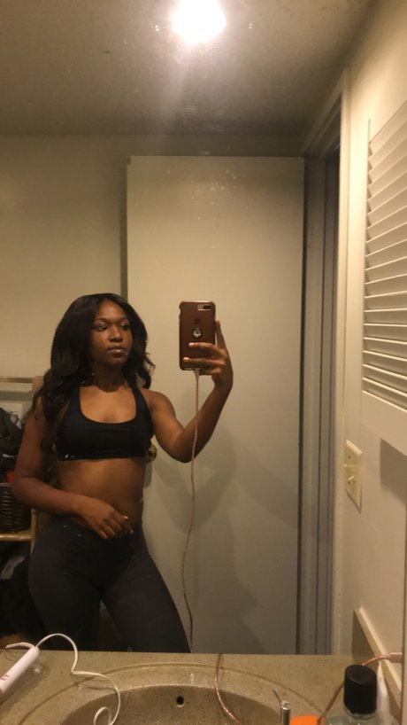 MeccaD pornstar art images