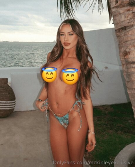 McKinley Richardson top model img