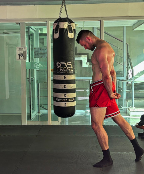 MaxwellStone naked actress image