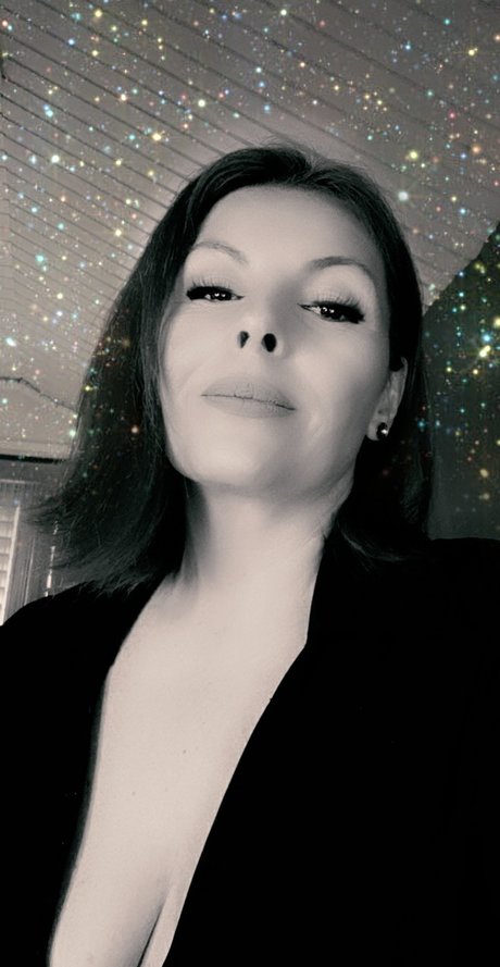 m gd len_ xxx actress pic