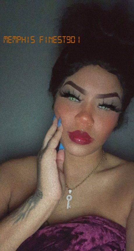 Memphiz Dior star erotic pics