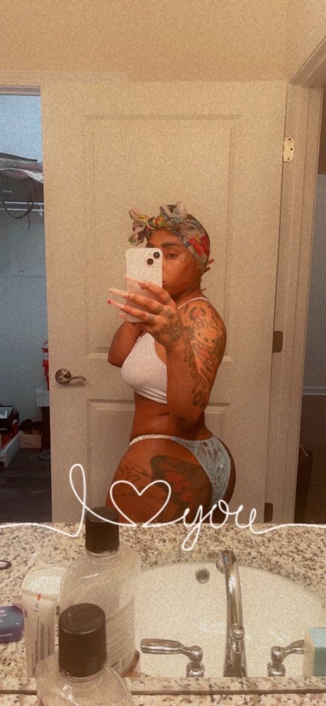 KeiSkii_ star adult photo