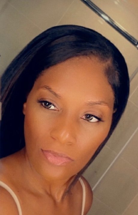 BECUZZIMMEE model pretty images