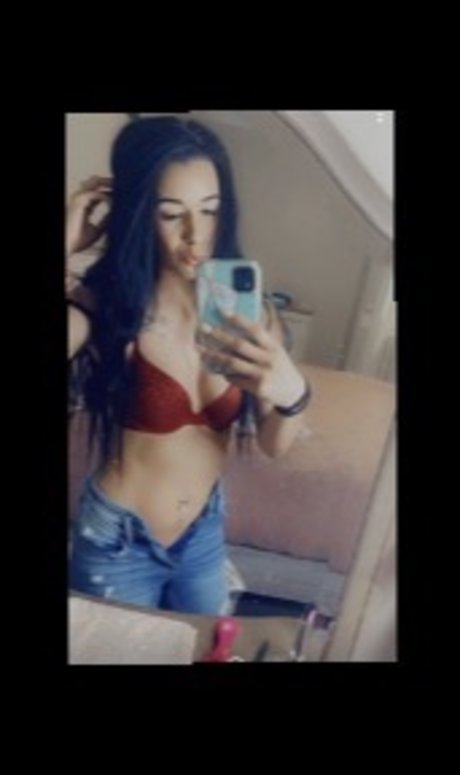 Alani Rose model beautiful img