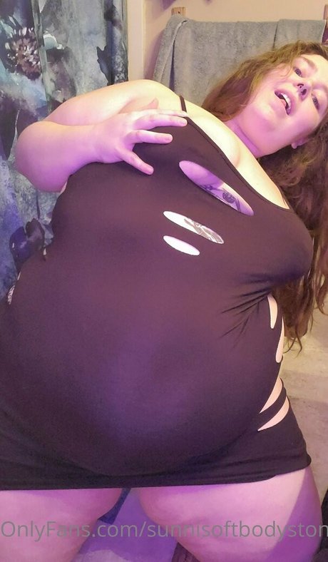 sunnisoftbodystoner nudes pornstar archive