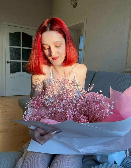 leelooflame model naked gallery