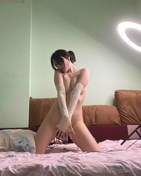 elliemooree star sex picture