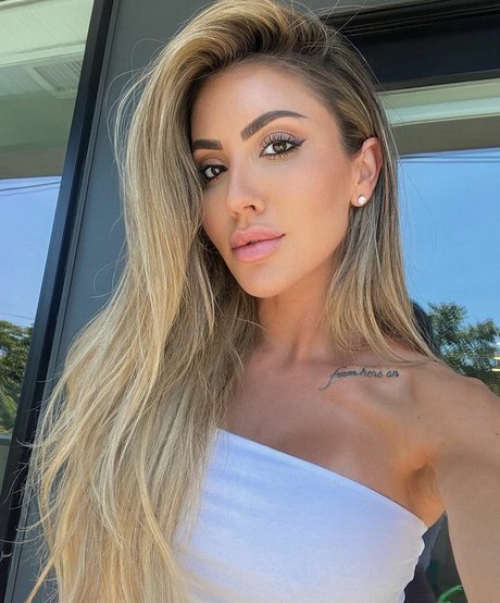 Danielle Vaughan nice actress archive