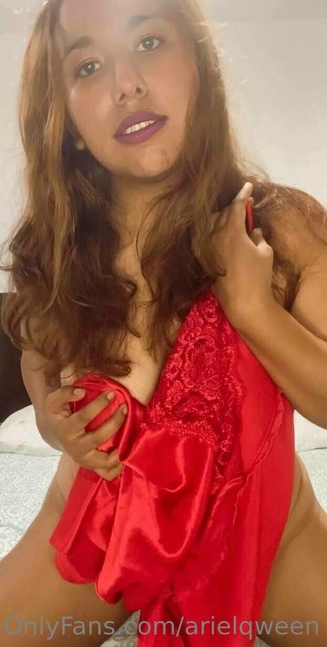 arielqween star beautiful archive