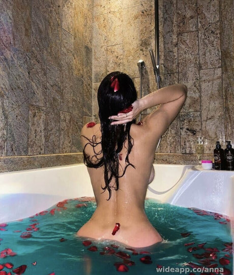 Anna Arevalo nice actress photo