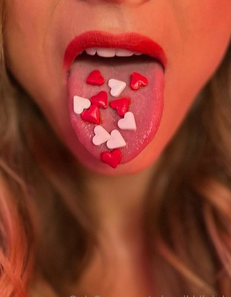 missnikkileigh star sexy picture