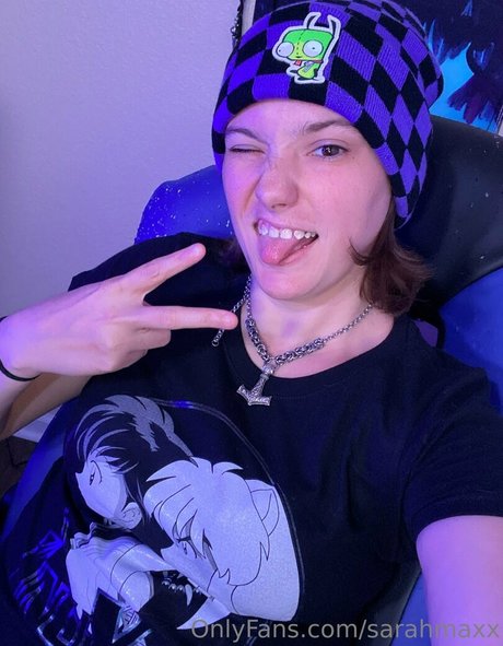 sarahmaxx porn star picture